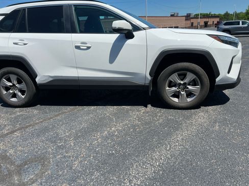 Used 2023 Toyota RAV4 XLE w/ Convenience Package AWD/4WD image 8