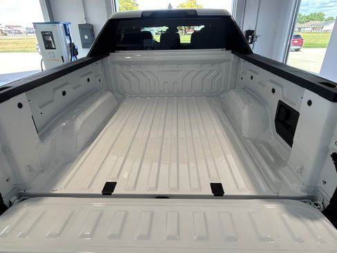 New 2026 Chevrolet Silverado EV LT image 5
