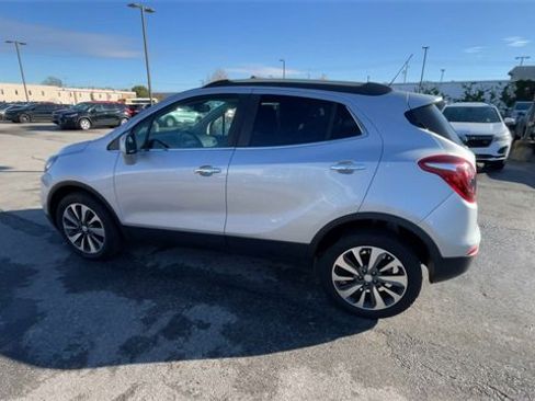 Used 2022 Buick Encore Preferred w/ Safety Package image 7