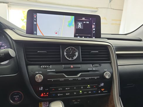 Used 2022 Lexus RX 450hL AWD w/ Premium Package image 21