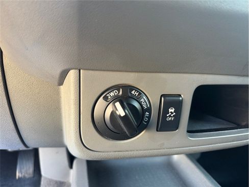 Used 2019 Nissan Frontier SV AWD/4WD image 22