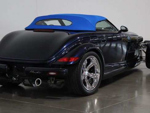 Used 2001 Chrysler Prowler RWD image 24