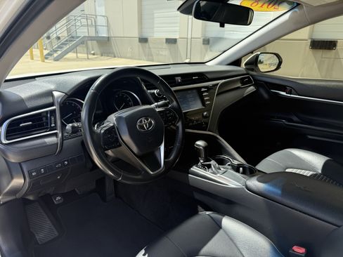 Used 2018 Toyota Camry SE FWD image 26