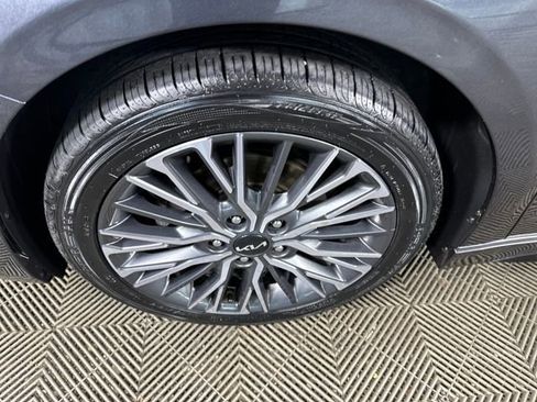 Used 2023 Kia Forte GT-Line image 10