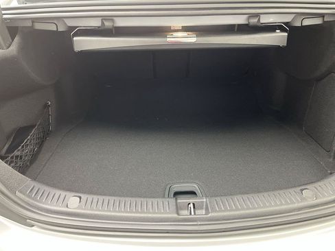 Used 2020 Mercedes-Benz E 350 4MATIC Sedan image 32