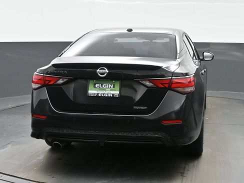 Used 2022 Nissan Sentra SR w/ Midnight Edition image 5