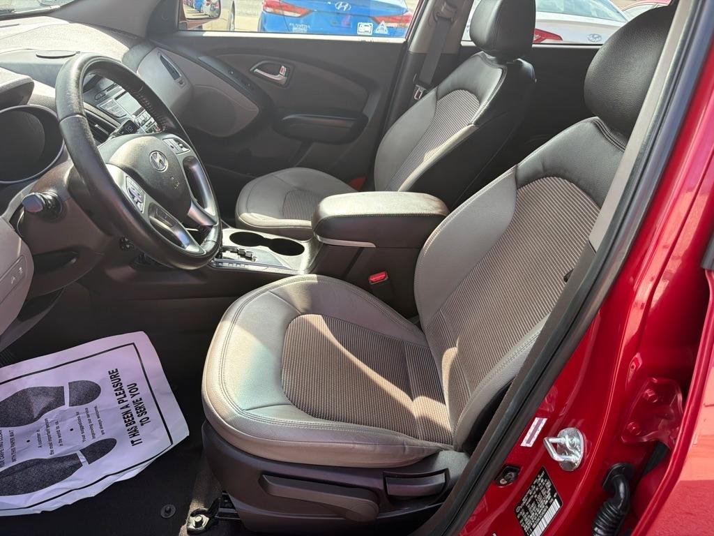 Used 2012 Hyundai Tucson GLS FWD image 11