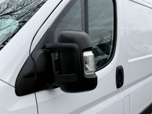 Used 2025 RAM ProMaster 2500 w/ Convenience Group FWD image 40