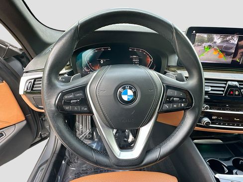 Certified 2023 BMW 540i w/ Convenience Package RWD image 10