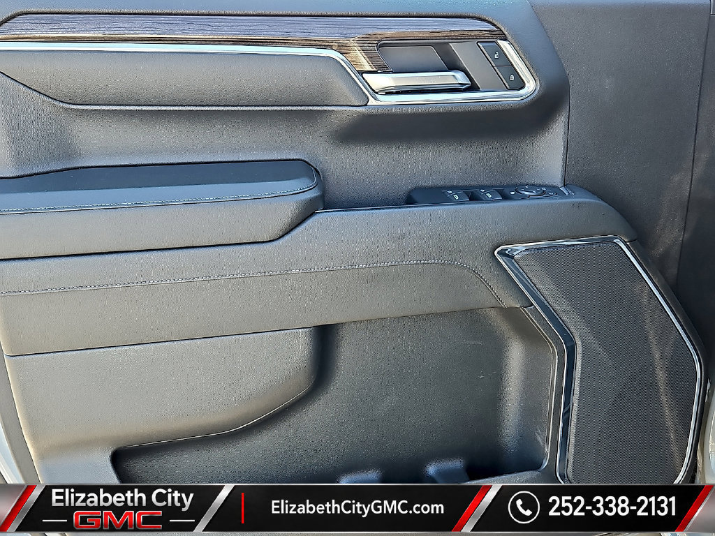 Used 2024 Chevrolet Silverado 1500 RST w/ Z71 Off-Road Package AWD/4WD image 13