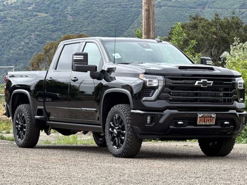 New 2026 Chevrolet Silverado 3500 High Country w/ High Country Premium Package AWD/4WD image 2