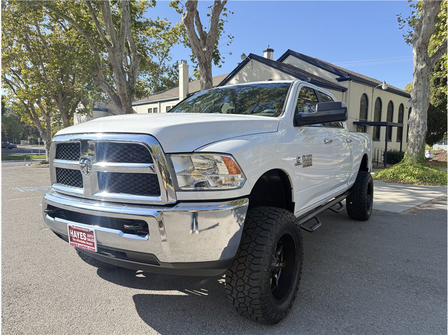 Used 2014 RAM 2500 SLT AWD/4WD image 1