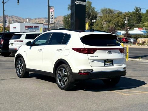 Used 2022 Kia Sportage EX w/ EX Technology Package image 4