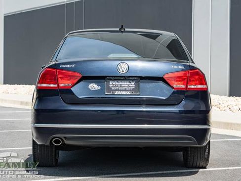 Used 2012 Volkswagen Passat TDI SEL Premium image 8