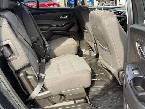 Used 2019 Chevrolet Traverse LT w/ LPO, Floor Liner Package AWD/4WD image 12