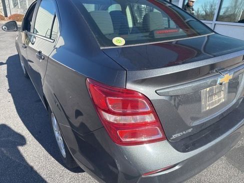 Used 2019 Chevrolet Sonic LT image 15
