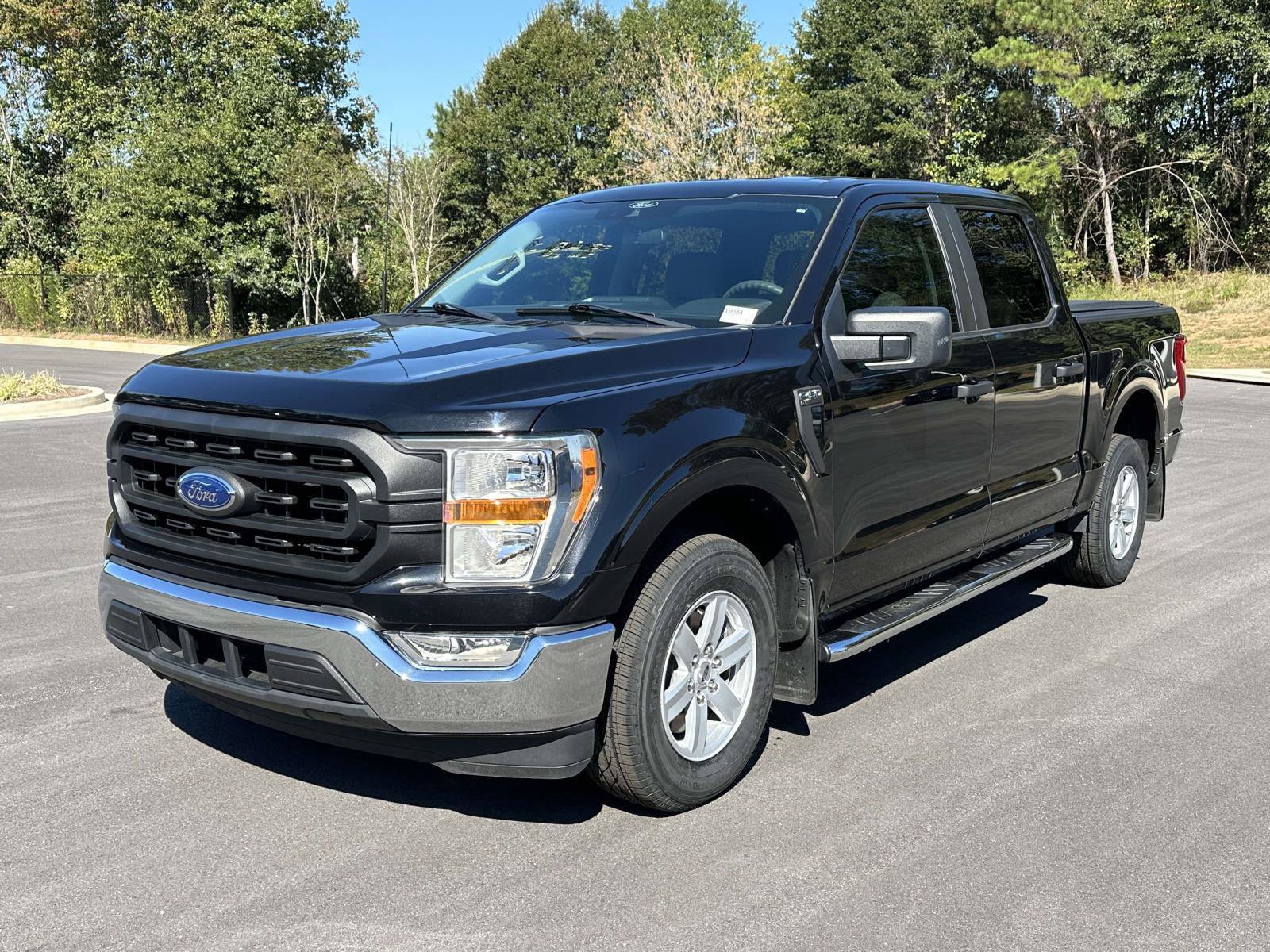 Used 2021 Ford F150 XL w/ Equipment Group 101A High RWD image 3