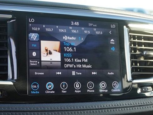 Used 2020 Chrysler Pacifica Limited w/ Tire & Wheel Group image 24