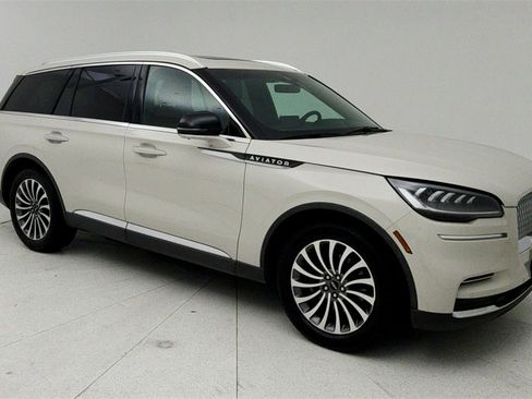 Used 2022 Lincoln Aviator Reserve w/ Elements Package Plus image 8