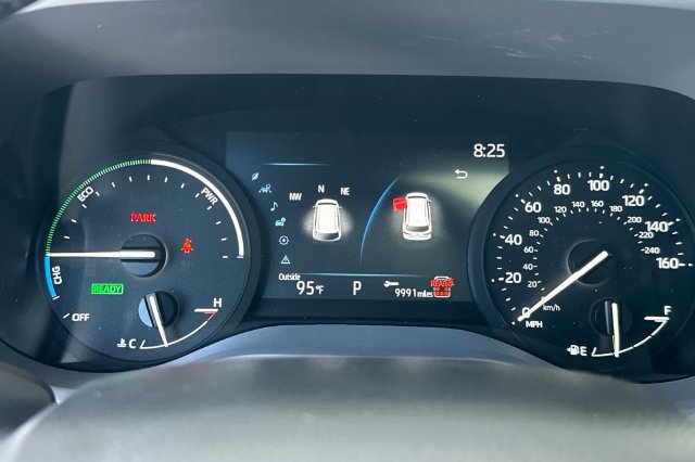 Used 2026 Toyota Sienna XLE AWD/4WD image 23