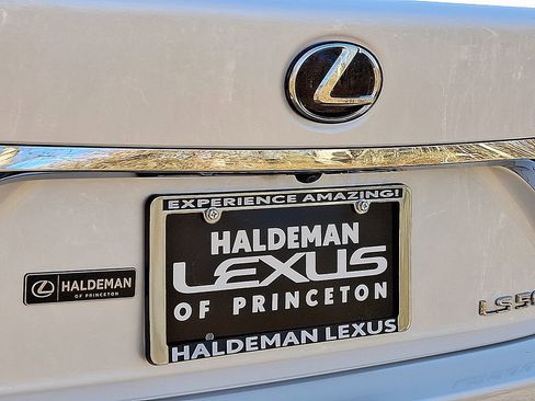 Certified 2020 Lexus LS 500 AWD w/ Interior Upgrade Package image 31