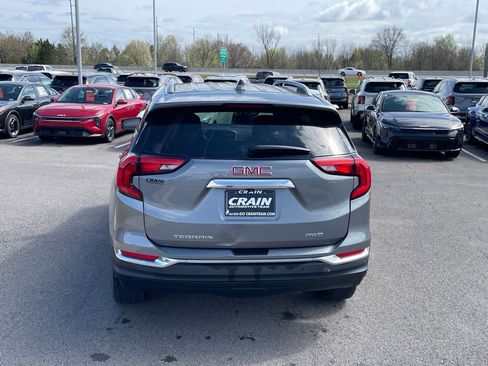 Used 2021 GMC Terrain SLT w/ LPO, Floor Liner Package image 6