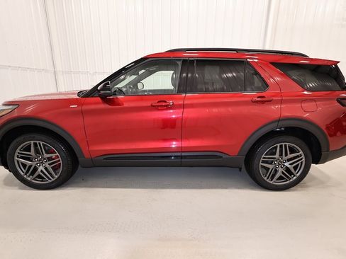 New 2026 Ford Explorer ST-Line image 6