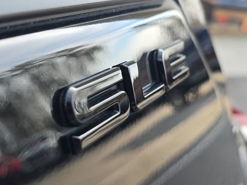 Used 2021 GMC Terrain SLE w/ Driver Convenience Package image 10