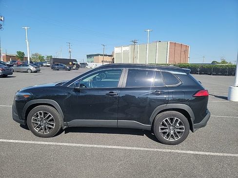 Used 2026 Toyota Corolla Cross XLE w/ Convenience Package image 6