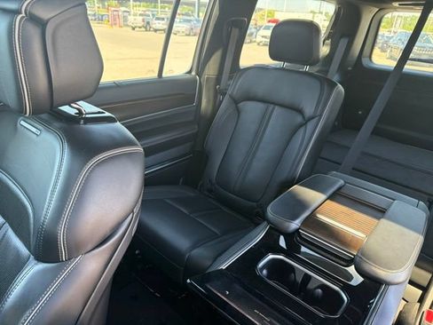 Used 2022 Jeep Grand Wagoneer Series II w/ Convenience Group III AWD/4WD image 34