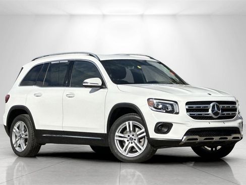 Used 2020 Mercedes-Benz GLB 250 GLB 250 image 2