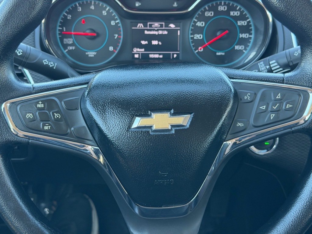 Used 2017 Chevrolet Cruze LT w/ Convenience Package FWD image 11