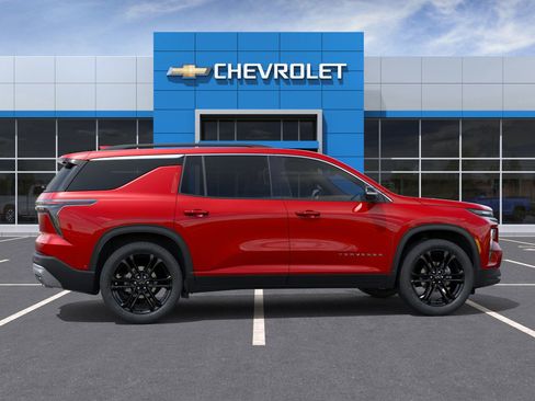New 2026 Chevrolet Traverse LT w/ Driver Confidence Package image 5