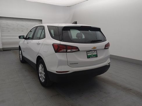 Used 2022 Chevrolet Equinox LS FWD image 5