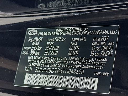 Certified 2026 Genesis GV70 2.5T Advanced AWD/4WD image 24