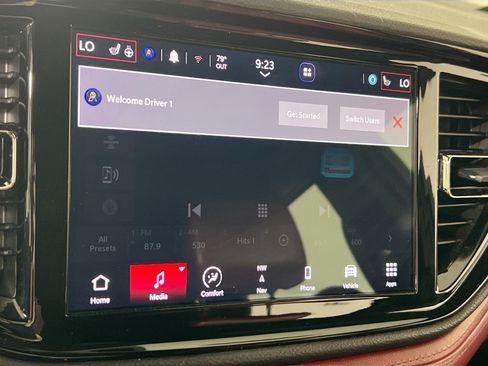 Used 2021 Dodge Durango R/T w/ Technology Group AWD/4WD image 15