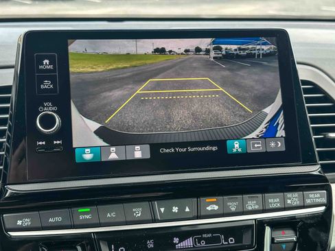 New 2026 Honda Odyssey Touring image 27