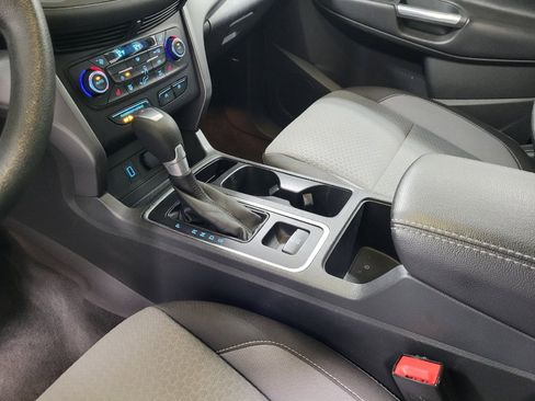 Used 2017 Ford Escape SE w/ SE Cold Weather Package image 26