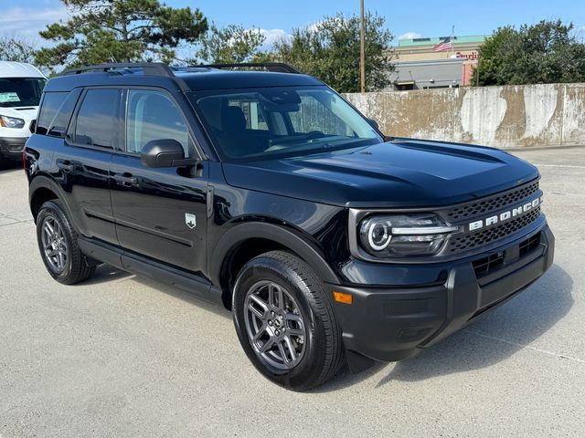 Used 2025 Ford Bronco Sport Big Bend AWD/4WD image 3