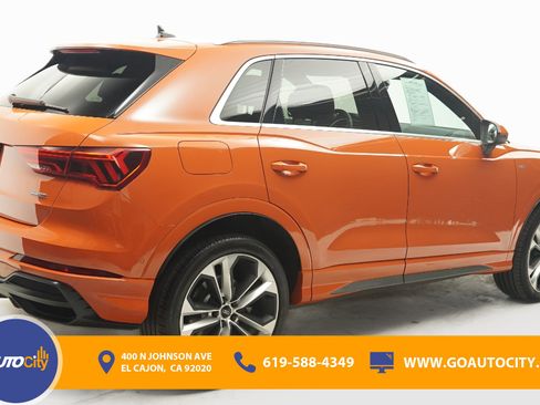 Used 2020 Audi Q3 2.0T Prestige w/ Prestige Package image 6
