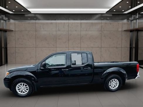 Used 2018 Nissan Frontier SV RWD image 8