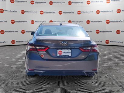 Used 2024 Toyota Camry SE w/ Cold Weather Package