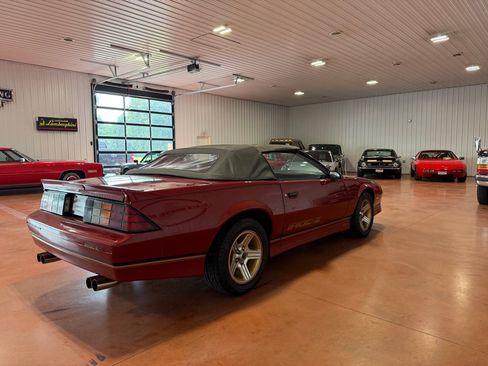 Used 1988 Chevrolet Camaro LT RWD image 9