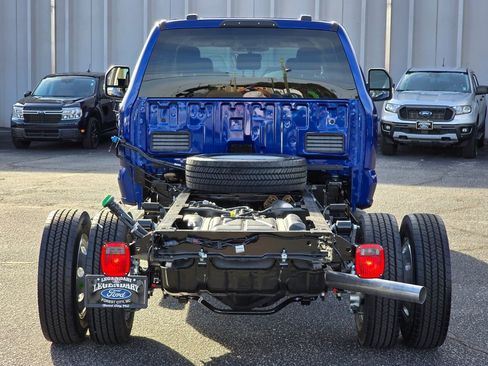 New 2026 Ford F450 Lariat image 24