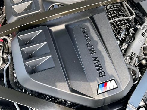 Used 2026 BMW M4 Competition RWD image 32