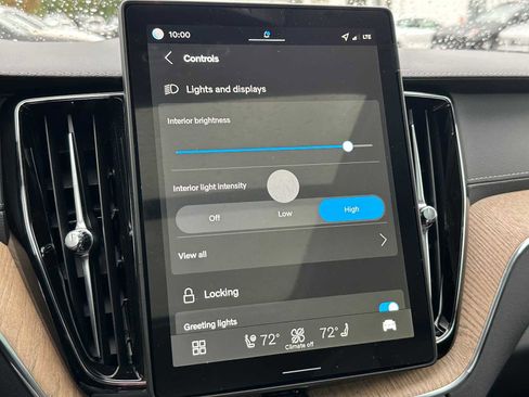 New 2026 Volvo XC60 B5 Ultra w/ Protection Package Premier image 31