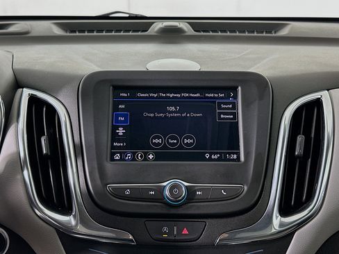 Used 2023 Chevrolet Equinox LS w/ LS Convenience Package image 21