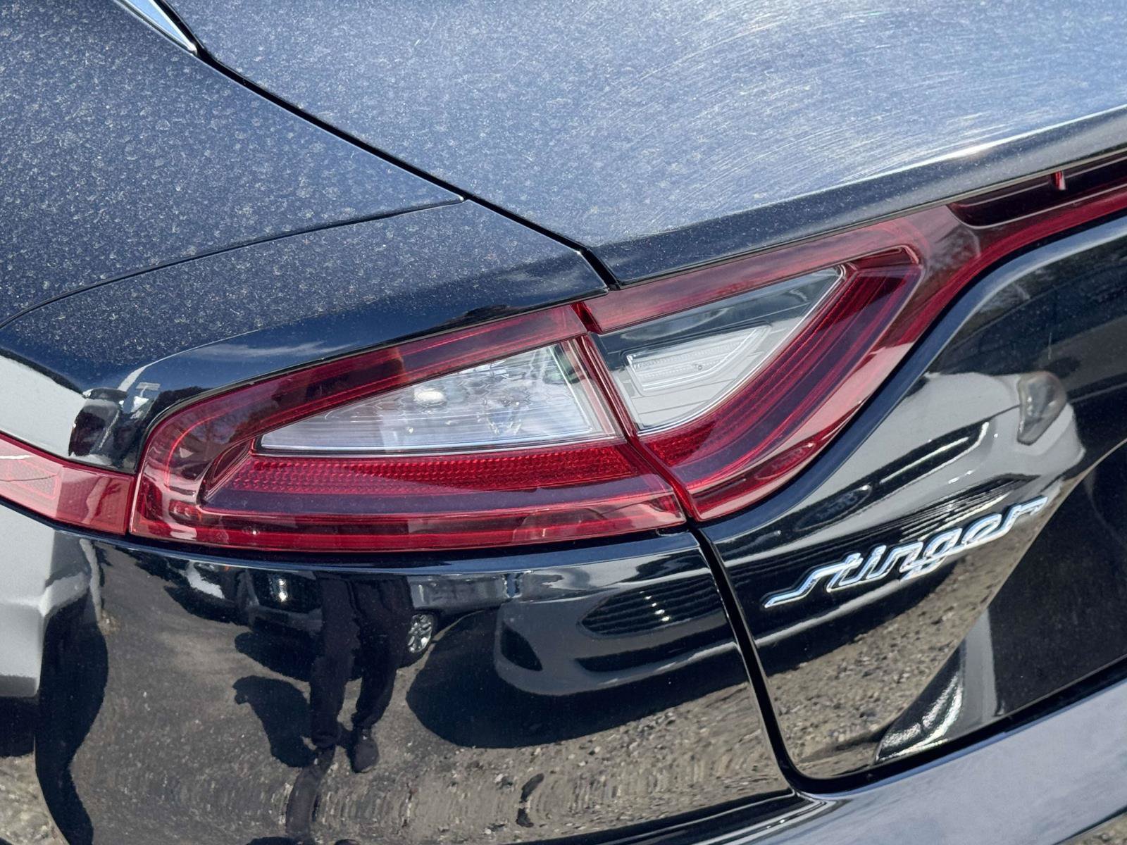 Used 2018 Kia Stinger RWD image 7