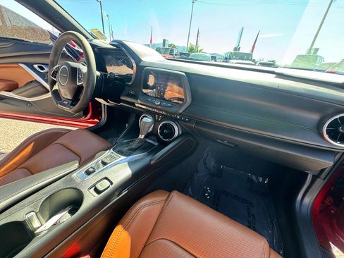 Used 2021 Chevrolet Camaro SS RWD image 14