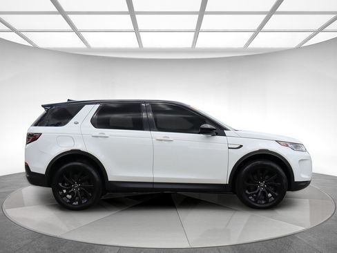 Used 2023 Land Rover Discovery Sport SE AWD/4WD image 4